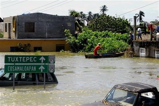 Dezenas de cidades permanecem inundadas no M&eacute;xico