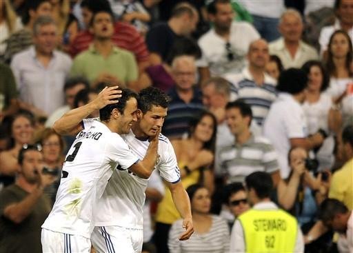 Real Madrid vence primeiro jogo em casa com Mourinho