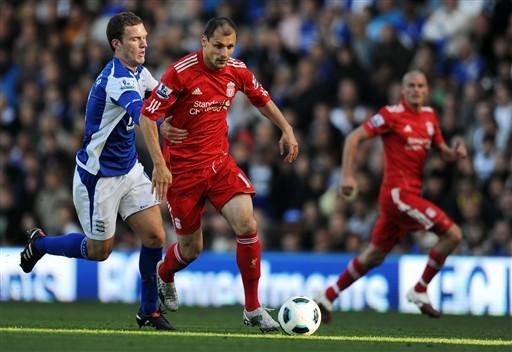 Liverpool empata com o Birmingham e volta a trope&ccedil;ar