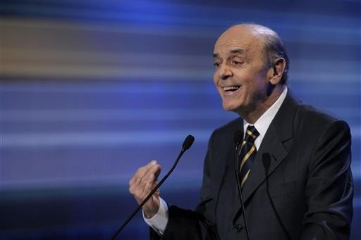 Programa de Serra mostra liga&ccedil;&atilde;o de Erenice com Dilma