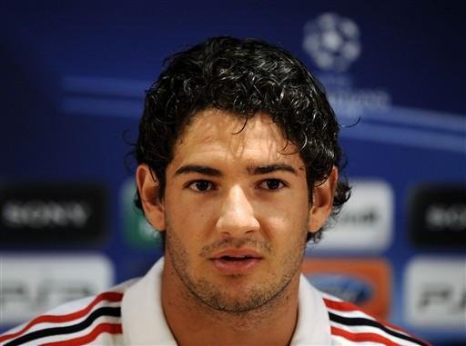 Alexandre Pato garante que Milan far&aacute; a final na Liga