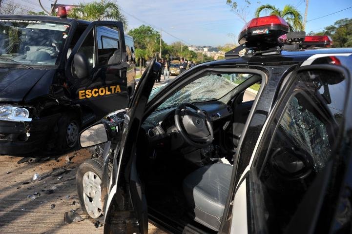 Pol&iacute;cia Civil abre inqu&eacute;rito para investigar acidente com viaturas 