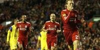 Lucas marca em goleada do Liverpool na Liga Europa