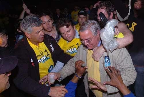 Indefini&ccedil;&atilde;o deixa oposi&ccedil;&atilde;o tensa no est&aacute;dio Ol&iacute;mpico