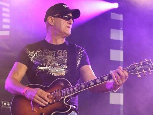 Fundador da banda Focus toca neste domingo na Capital