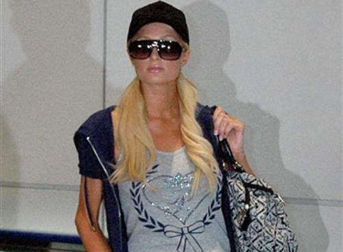 Jap&atilde;o pro&iacute;be entrada de Paris Hilton por condena&ccedil;&atilde;o por posse de drogas