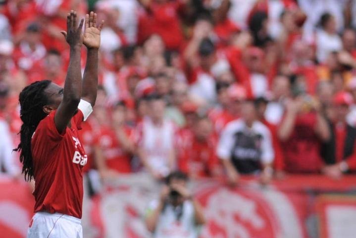 Em jogo emocionante, Inter bate o Corinthians no est&aacute;dio Beira-Rio