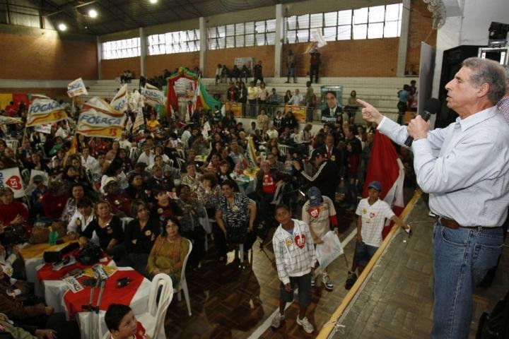 Em Nova Santa Rita, Foga&ccedil;a enfatiza compromisso de criar pol&iacute;ticas p&uacute;blicas femininas