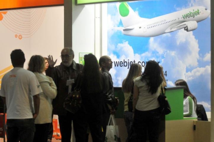 Cinco partidas da companhia foram canceladas e outras tr&ecirc;s sairam com atraso do aeroporto Salgado Filho