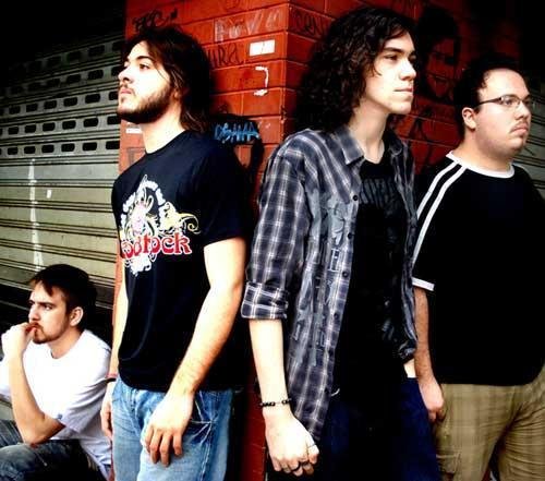 Banda Pentagrama destaca o rock nacional interpretando cl&aacute;ssicos 