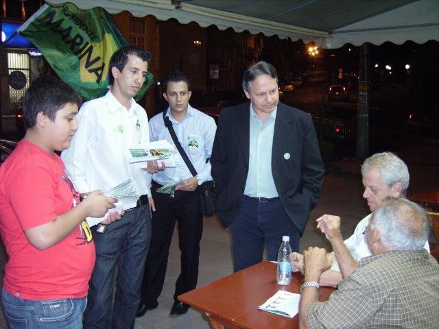 Monserrat Martins faz campanha em Taquara 
