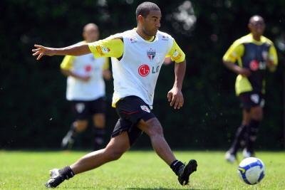 Inter d&aacute; ultimato ao D&iacute;namo de Kiev para contratar Rodrigo