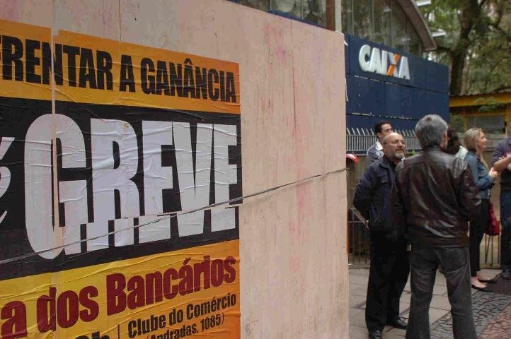Banc&aacute;rios em greve denunciam ass&eacute;dio moral no trabalho
