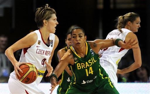 Brasileiras lamentam derrota e elimina&ccedil;&atilde;o no Mundial