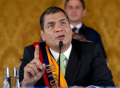 Correa diz que policiais rebelados tentaram mat&aacute;-lo