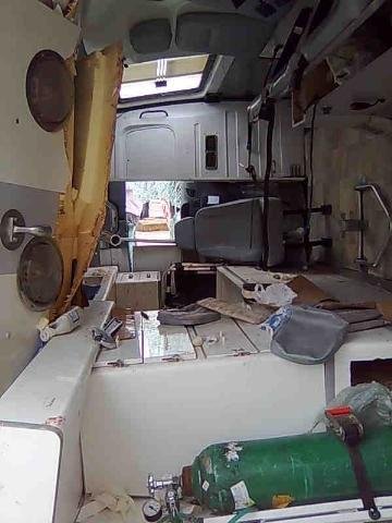 Colis&atilde;o com ambul&acirc;ncia deixa seis feridos em Porto Alegre