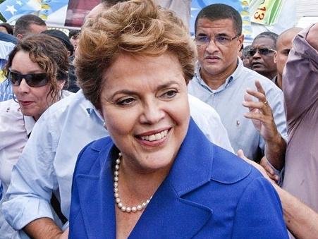 Redu&ccedil;&atilde;o da d&iacute;vida permitir&aacute; queda dos juros, diz Dilma