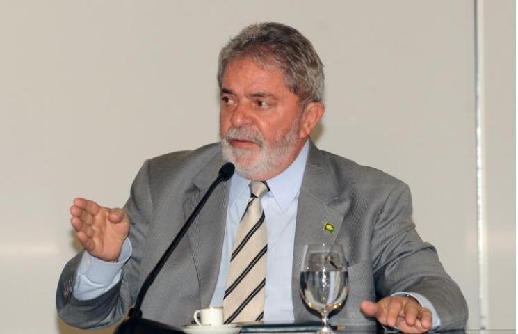 Lula quer que governo continue trabalhando sem se preocupar com elei&ccedil;&otilde;es