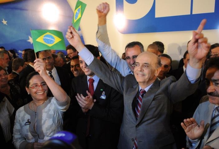 Serra promete Minist&eacute;rio da Acessibilidade em visita a Porto Alegre