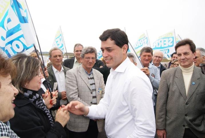 &Iacute;ndio da Costa ataca PAC e denuncia apadrinhamento