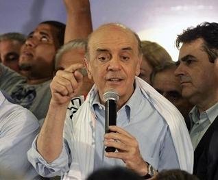 Serra acusa governo Lula de fazer uso pol&iacute;tico do Enem