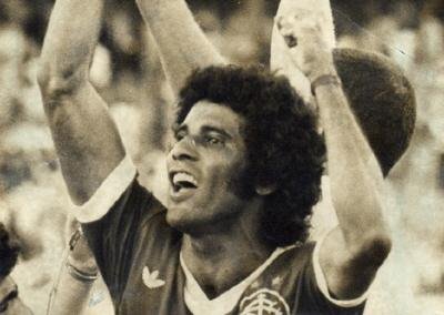 Gostava mais de jogar Gre-Nal do que pela Sele&ccedil;&atilde;o Brasileira, diz Valdomiro
