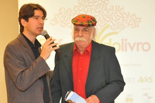 Ci&ecirc;ncia e conhecimento ser&atilde;o o foco da Feira do Livro, diz Carneiro