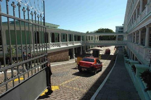 Taxista assassinado em Porto Alegre &eacute; sepultado nesta manh&atilde; 