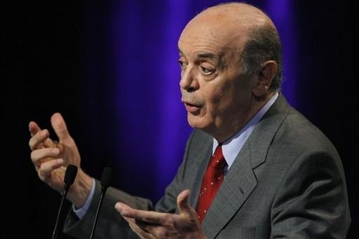 Na TV, Serra questiona se Dilma dar&aacute; conta