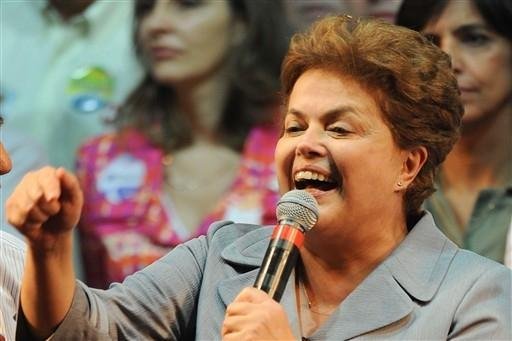 Sob euforia e protestos, Dilma lan&ccedil;a plano ambiental