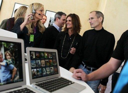 Apple lan&ccedil;a computadores MacBook Air, inspirados no iPad