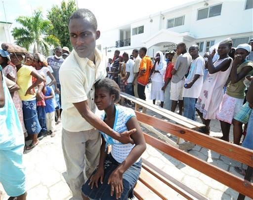 C&oacute;lera j&aacute; matou mais de 200 pessoas no Haiti