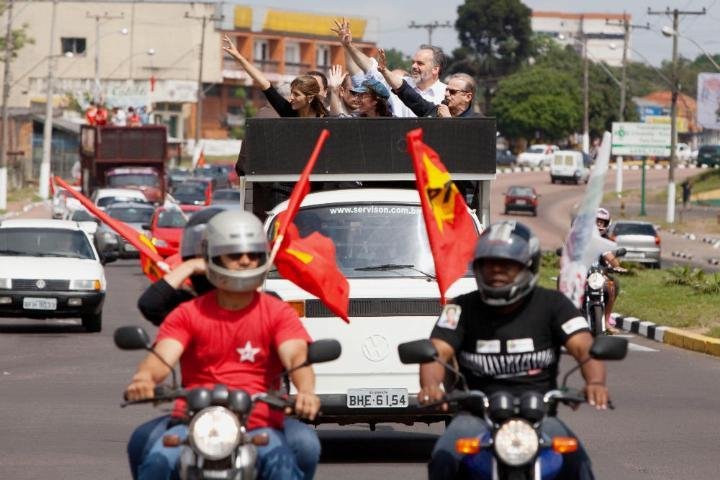 Tarso faz carreata em Gravata&iacute; e Cachoeirinha em apoio a Dilma