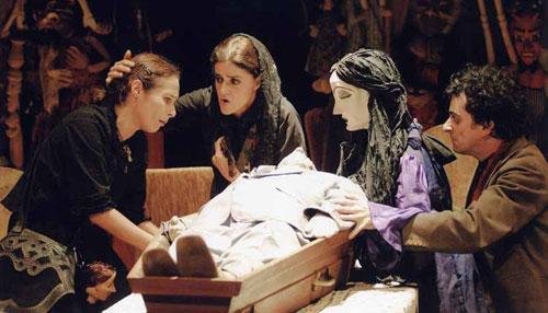 "As Centen&aacute;rias" com Marieta Severo e Andr&eacute;a Beltr&atilde;o ser&aacute; exibida em novembro