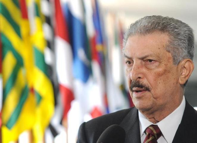 Tuma teve fal&ecirc;ncia m&uacute;ltipla de &oacute;rg&atilde;os, diz filho