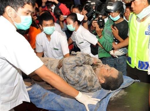 Ap&oacute;s tremor, erup&ccedil;&atilde;o de vulc&atilde;o mata 13 na Indon&eacute;sia