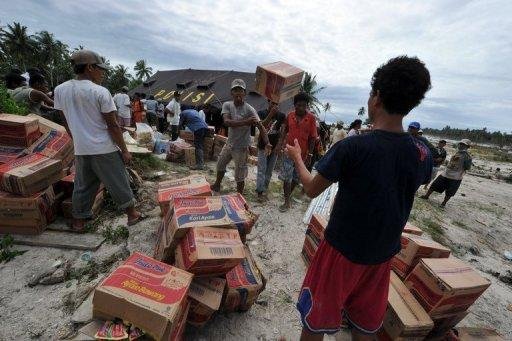 	Tsunami pode ter causado at&eacute; 500 mortes na Indon&eacute;sia