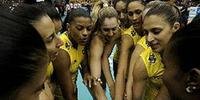 Brasil sofre, mas vence checas no Mundial de Vôlei