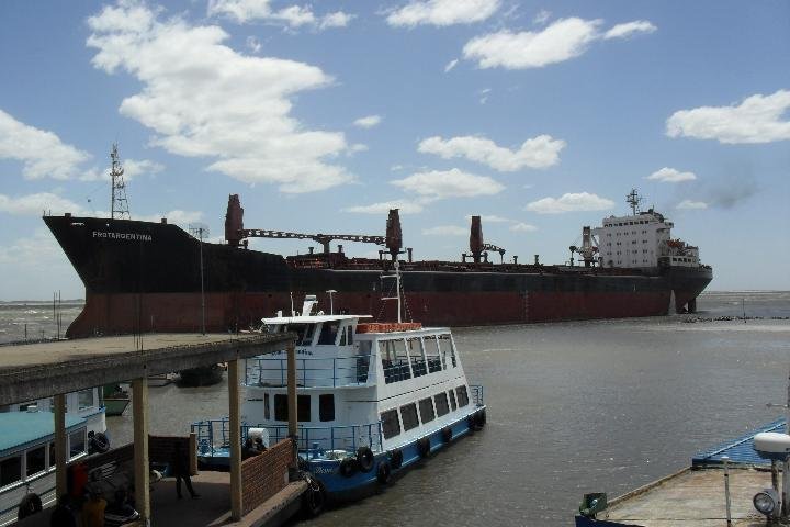 Eleitores s&atilde;o obrigados a justificar voto por causa de navio encalhado em Rio Grande