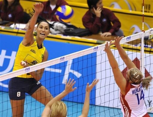 Jaqueline &eacute; d&uacute;vida para jogo entre Brasil e Porto Rico