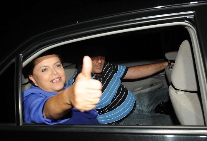 Bolsa Fam&iacute;lia ser&aacute; reajustado, afirma Dilma Rousseff