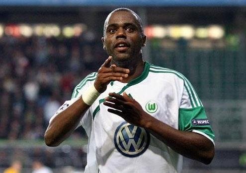 Inter negocia contrata&ccedil;&atilde;o de Grafite para o lugar de Alecsandro