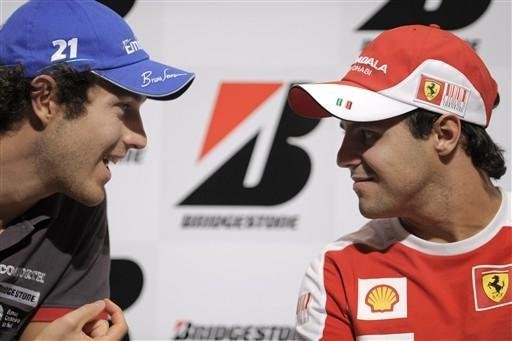 	Bruno Senna est&aacute; ansioso por contato com a torcida