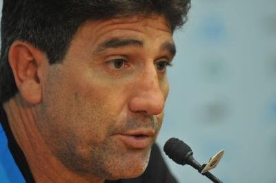 Gr&ecirc;mio pega o Cear&aacute; na obriga&ccedil;&atilde;o de vencer para tentar a Libertadores 