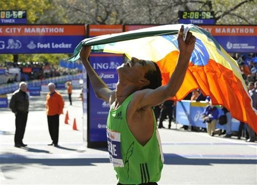 Estreante et&iacute;ope vence Maratona de Nova Iorque