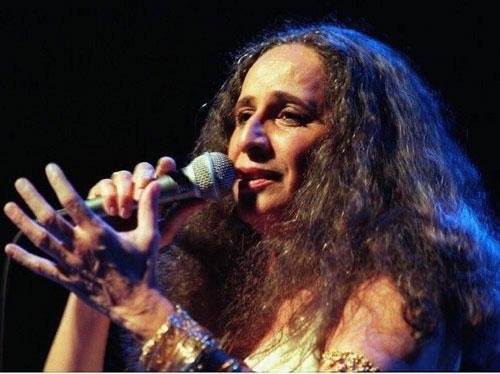 Maria Beth&acirc;nia recebe indica&ccedil;&atilde;o para o Grammy Latino 