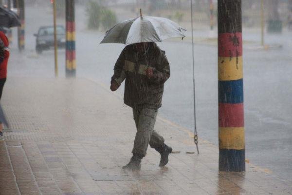 Chuva chega &agrave; Fronteira Oeste 