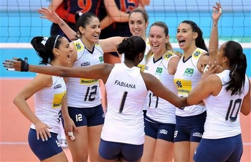 Brasil bate EUA e mant&eacute;m invencibilidade no Mundial de V&ocirc;lei