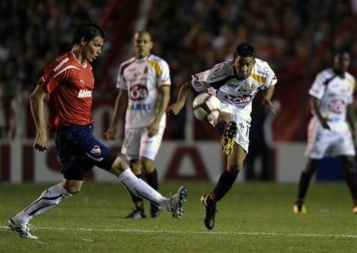 Independiente avan&ccedil;a na Sul-Americana
