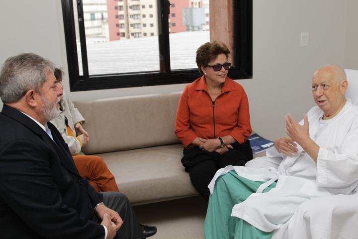 Lula e Dilma visitaram o vice-presidente no S&iacute;rio Liban&ecirc;s